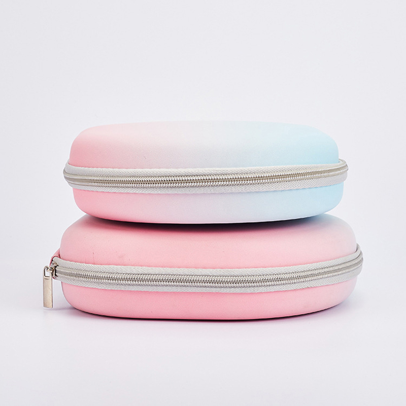 Headphone Storage Bag Gradient - огляд і ціна Beats Headphone Solo 4